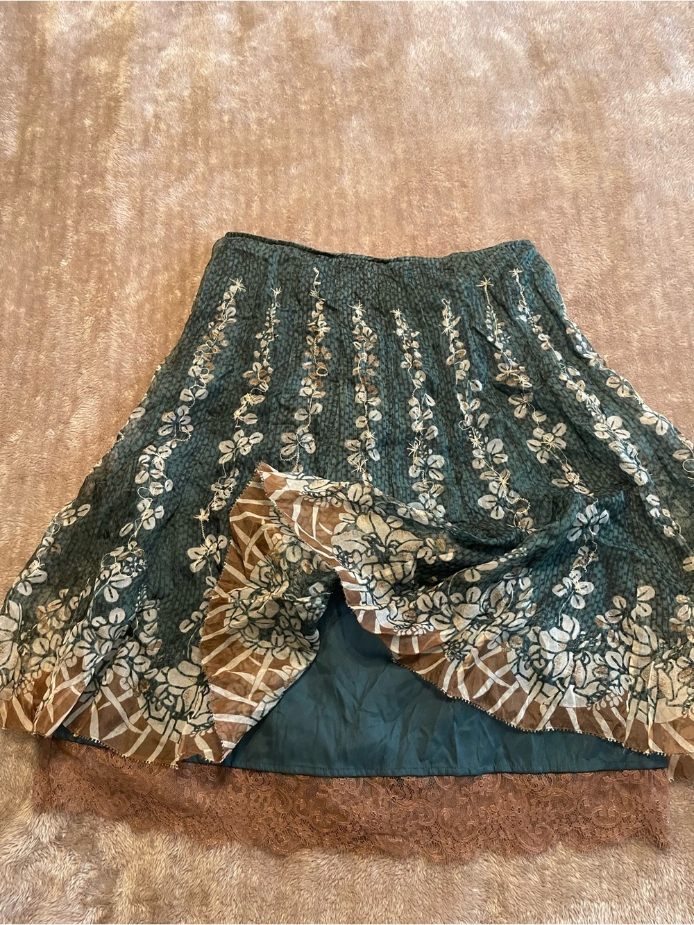 Elie Tahari Rochelle Embroidered Skirt – Size 6 – NWOT - Picture 2 of 5